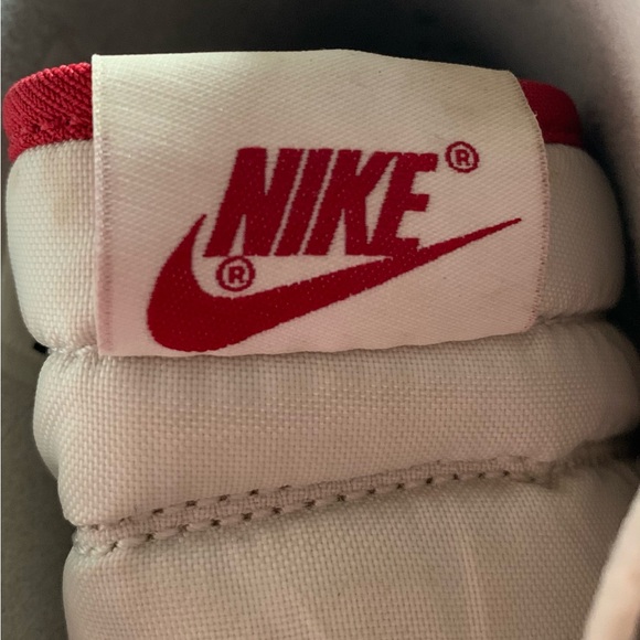 Men’s Nike Jordan 1 Retro AJKO Shoes - Picture 5 of 6